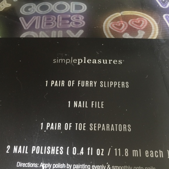 Nail Care Gift Set - Picture 4 of 4